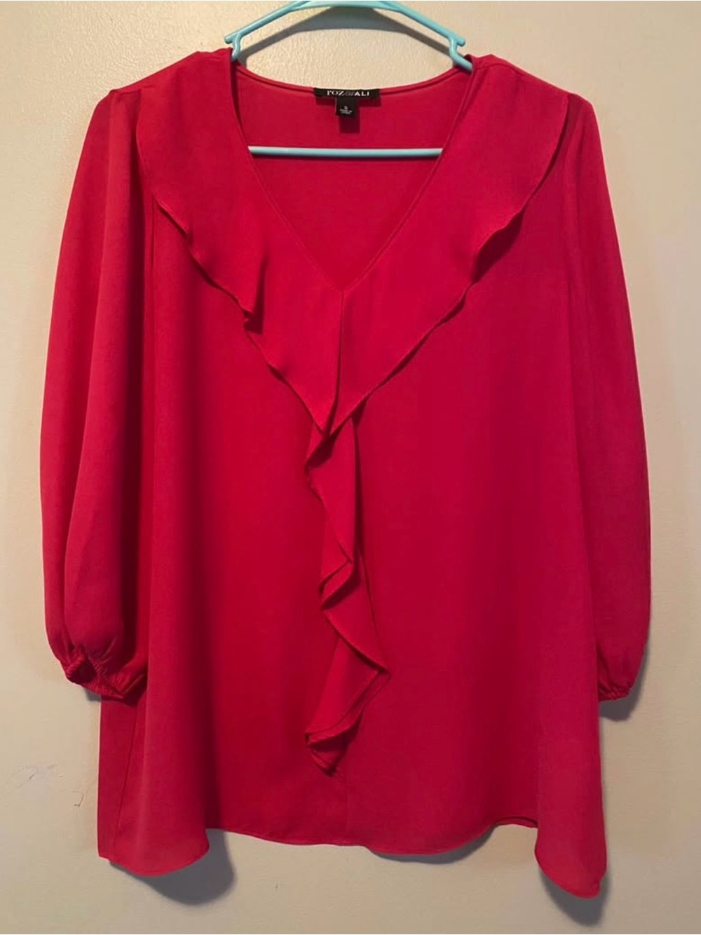Roz & Ali pink blouse with ruffle detail, size S  #workwear